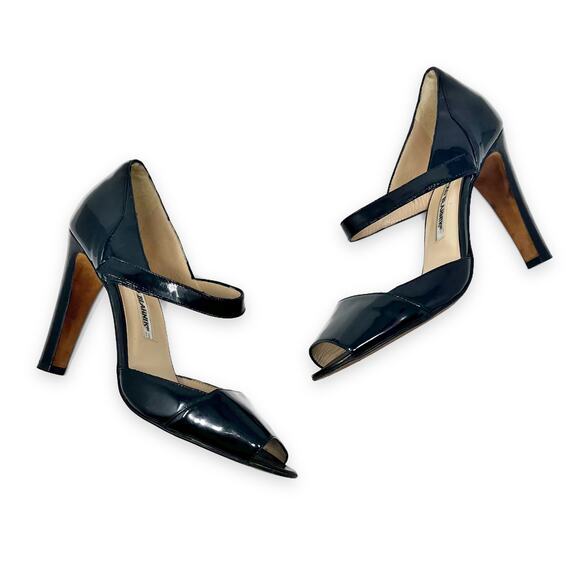 Manolo Blahnik Black Patent Leather Mary Jane Pumps Womens sz US 7.5, IT 37.5 - Picture 16 of 16